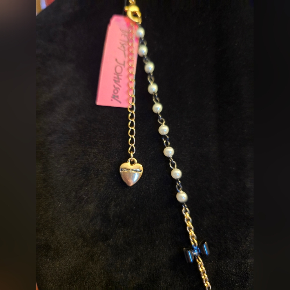 Betsey Johnson First Date Kiss Lips Necklace! Vintage NWT! - Picture 7 of 16